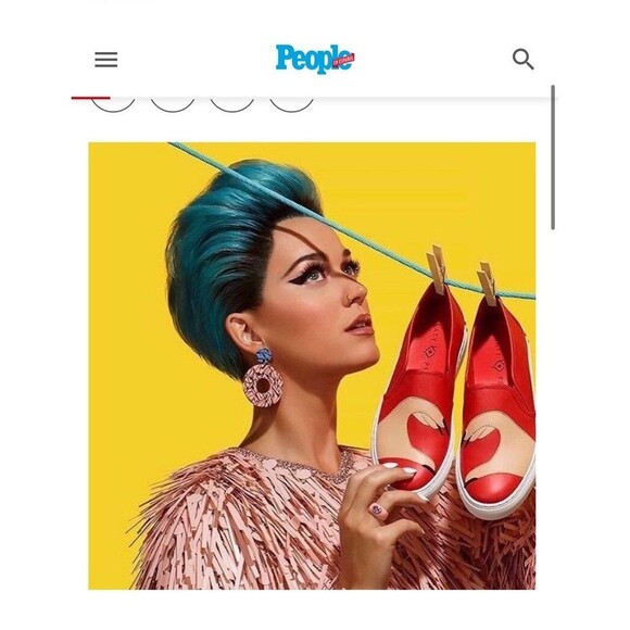 Katy Perry RARE DISCONTINUED The Heart Slip On Leather Shoes - Picture 8 of 8